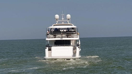 Benetti Delfino 93 de segunda mano en venta