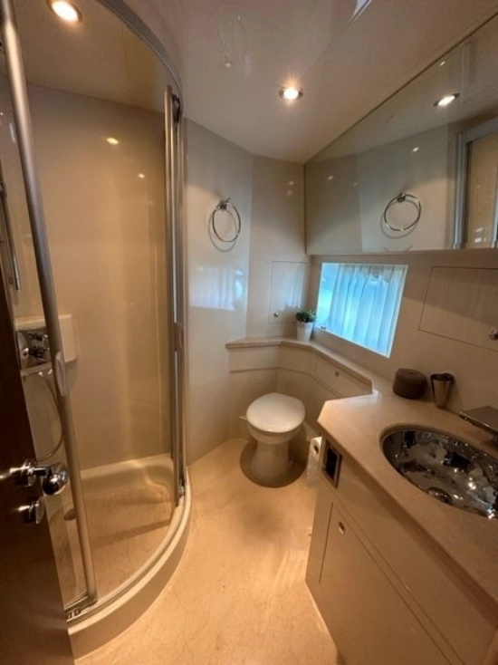 Elegance Yacht 78 Line usado à venda