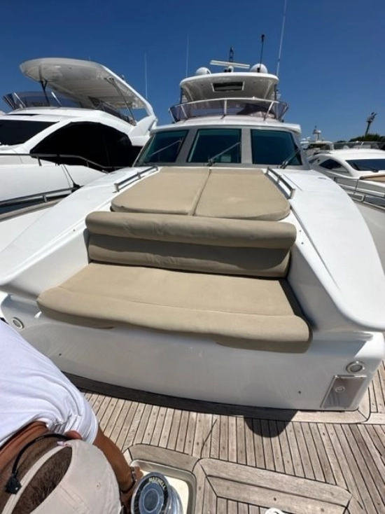 Elegance Yacht 78 Line usado à venda