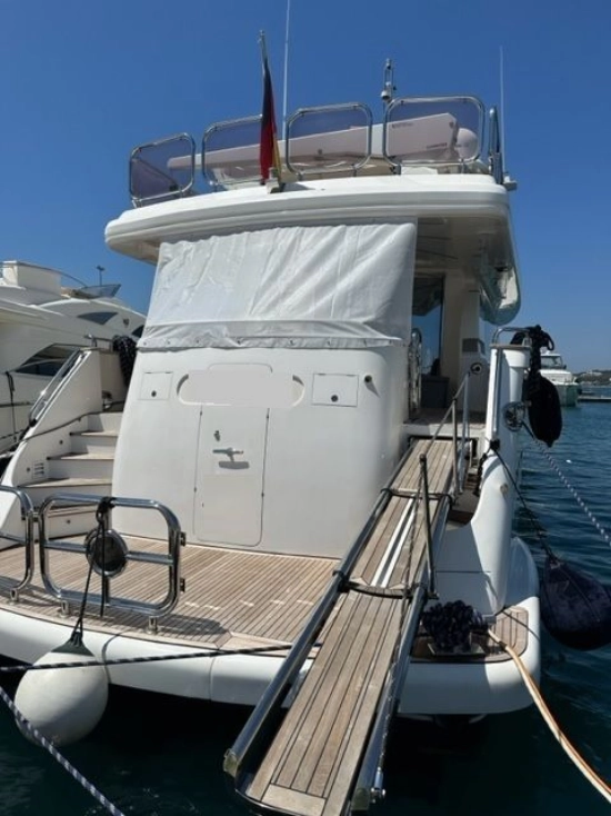 Elegance Yacht 78 Line usado à venda