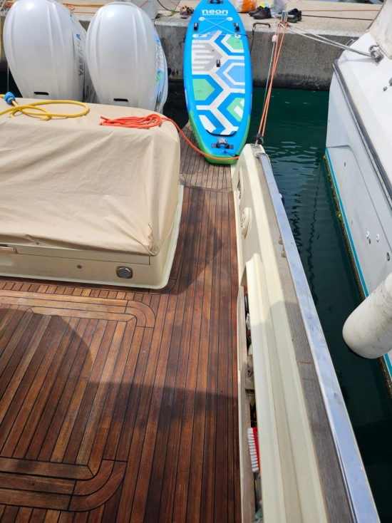 Invictus Yacht GT 370 S usado à venda