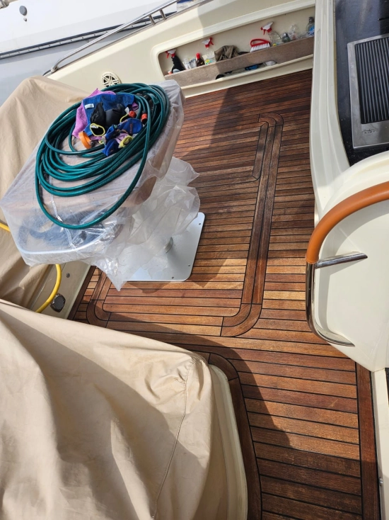 Invictus Yacht GT 370 S usado à venda