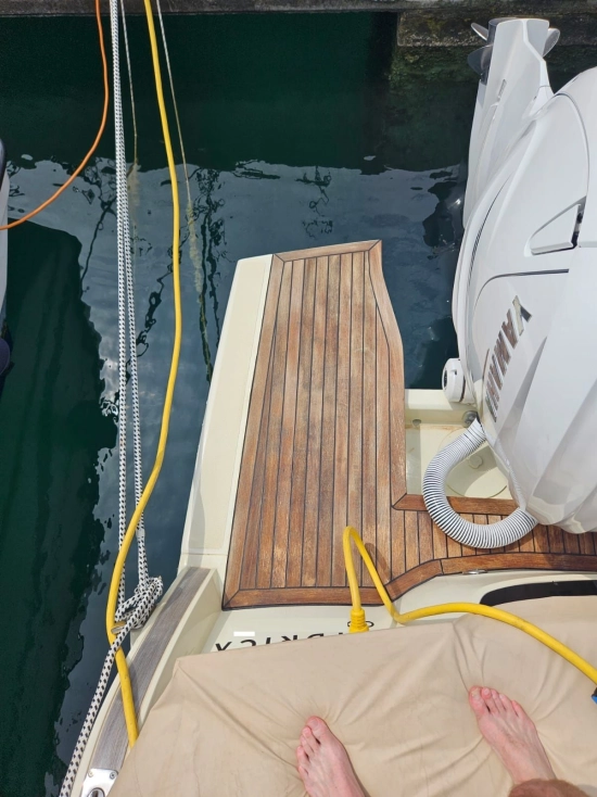 Invictus Yacht GT 370 S usado à venda