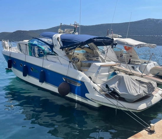 Cranchi Mediterranee 43 usado à venda