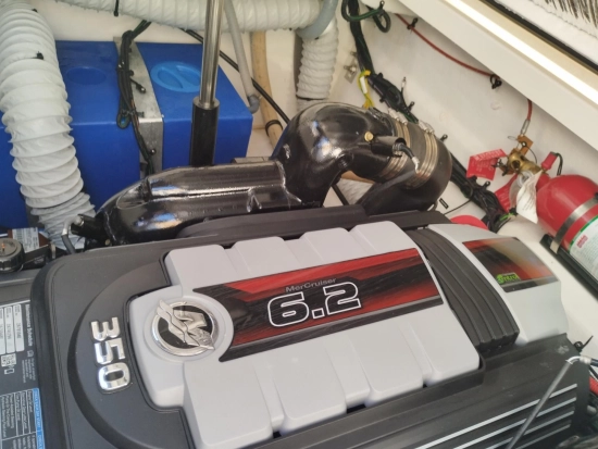 Bayliner 855 Cruiser usado à venda