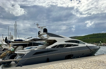 Sunseeker Predator 74 usado à venda