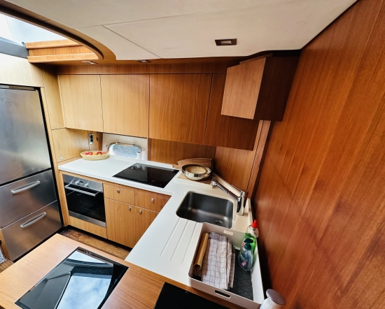 Sunseeker Predator 74 usata in vendita