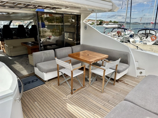 Sunseeker Predator 74 usata in vendita