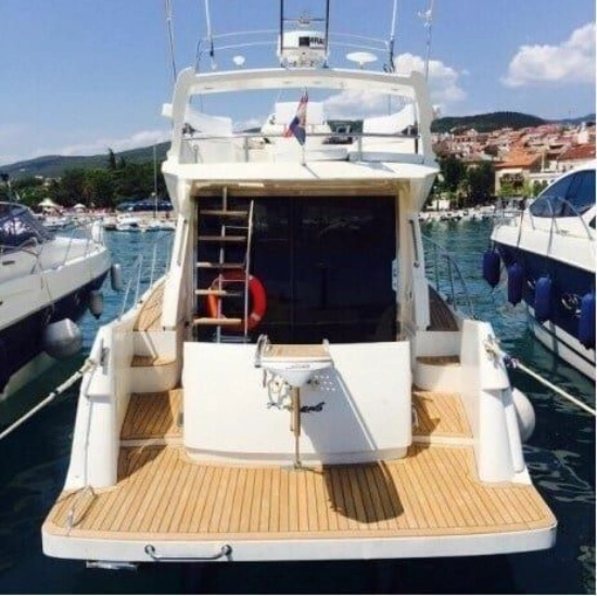Custom 42 usata in vendita