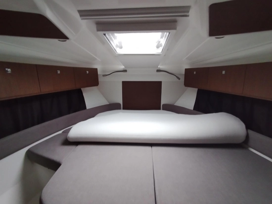 Beneteau Antares 9 OB usata in vendita
