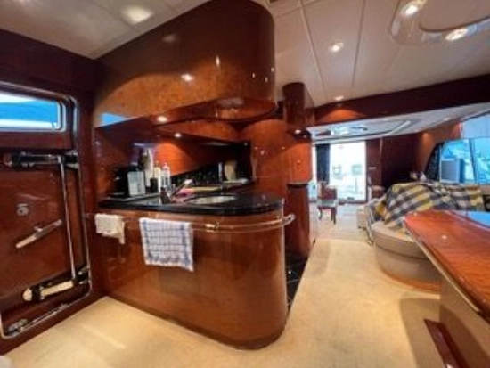 Elegance Yacht 65 usata in vendita
