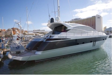 Pershing 62 usado à venda
