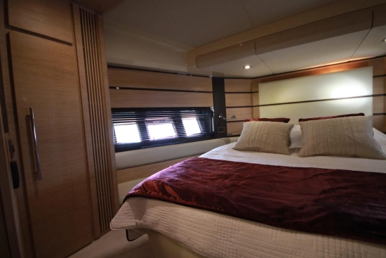 Azimut 58 usado à venda
