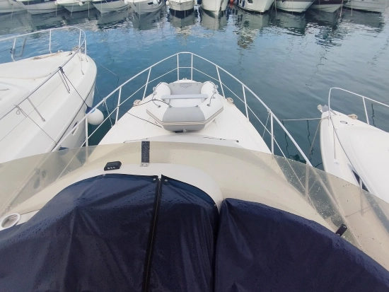 Sealine F37 usado à venda