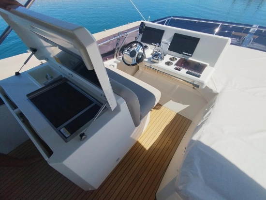 Prestige 590 usata in vendita