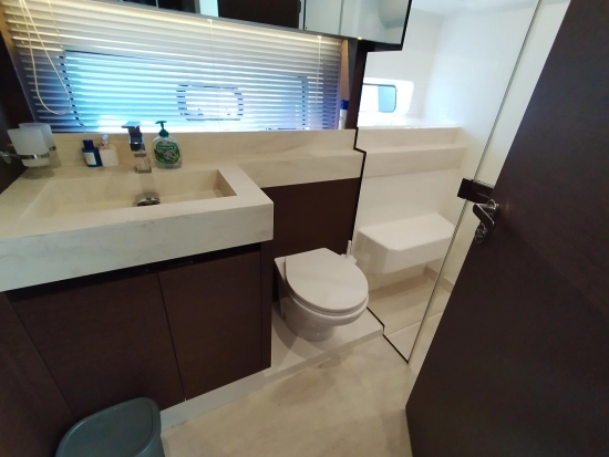 Prestige 590 usata in vendita