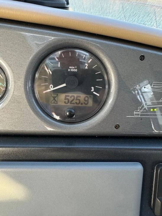 Sealine T60 usata in vendita