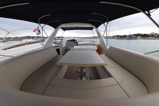 Sealine T60 usata in vendita