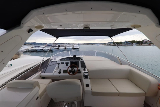 Sealine T60 usata in vendita