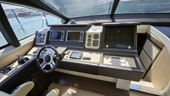 Azimut 62S usado à venda