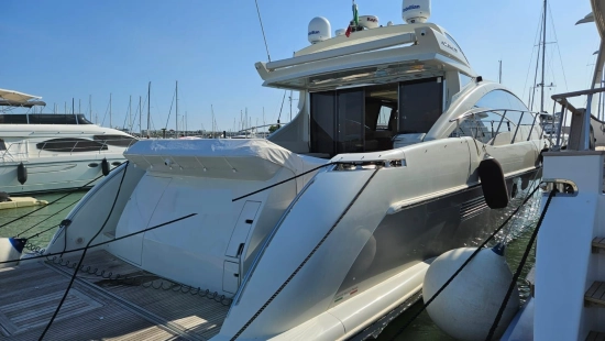 Azimut 62S usado à venda