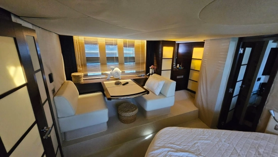 Azimut 62S usado à venda