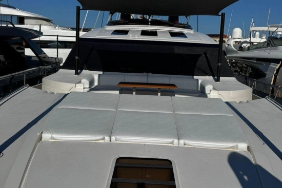 Princess V85 usado à venda