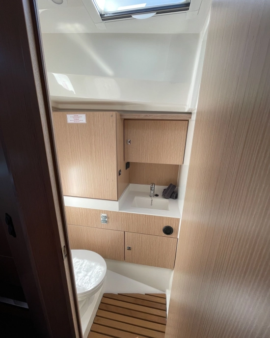 Bavaria Yachts 45 Style usado à venda