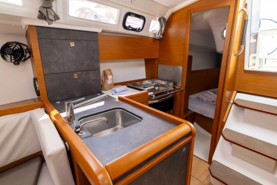 Jeanneau Sun Odyssey 349 usado à venda