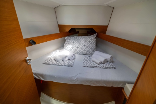 Jeanneau Sun Odyssey 349 usado à venda