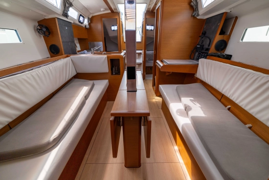 Jeanneau Sun Odyssey 349 usado à venda
