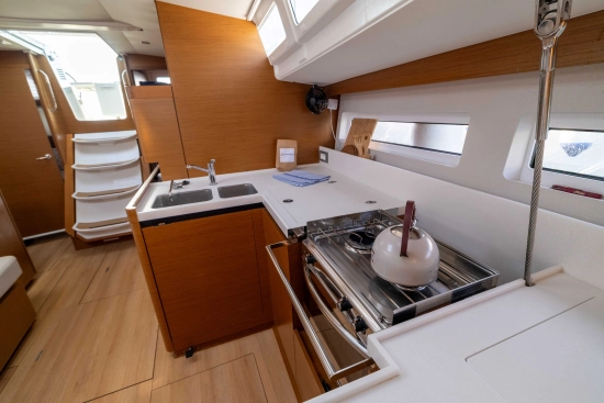 Jeanneau Sun Odyssey 380 usado à venda