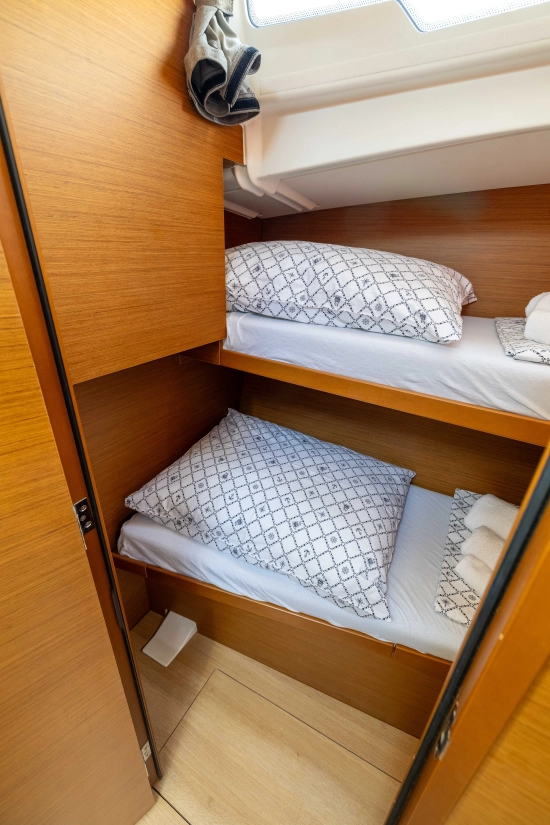 Jeanneau Sun Odyssey 380 usado à venda