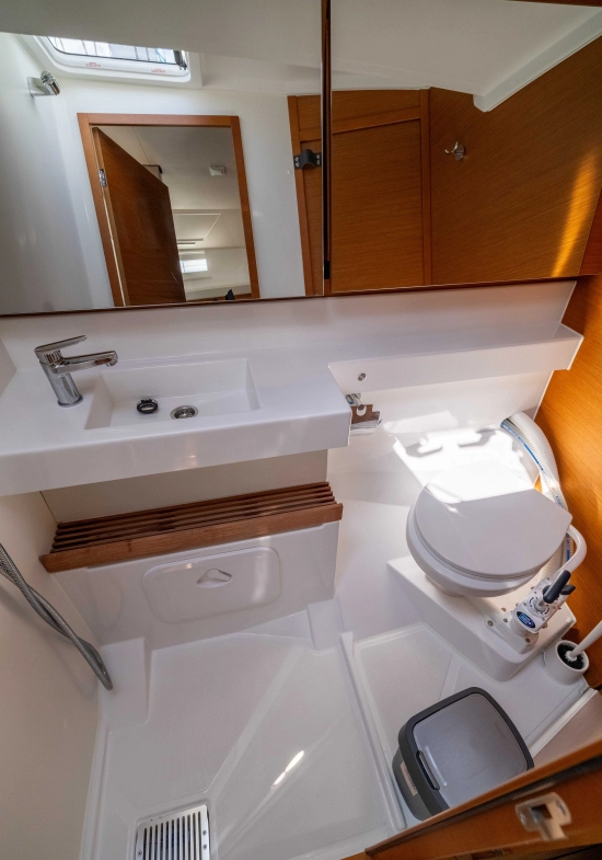 Jeanneau Sun Odyssey 440 usado à venda