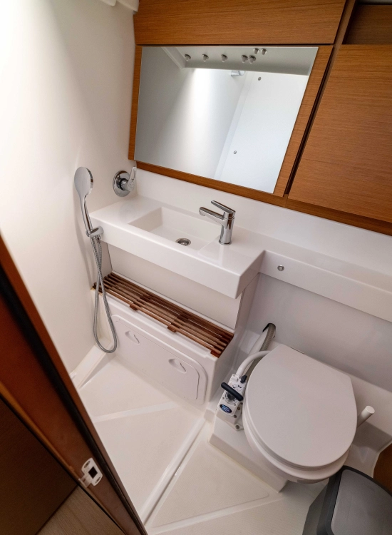 Jeanneau Sun Odyssey 440 usado à venda