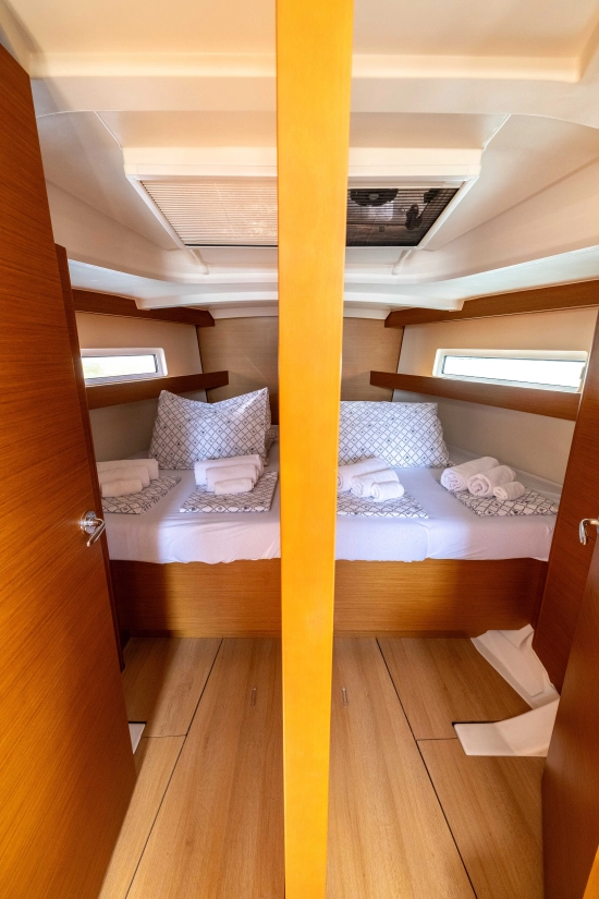 Jeanneau Sun Odyssey 440 usado à venda