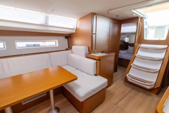 Jeanneau Sun Odyssey 490 usado à venda
