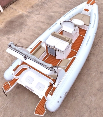 Custom Mer Vista 760 nuova in vendita
