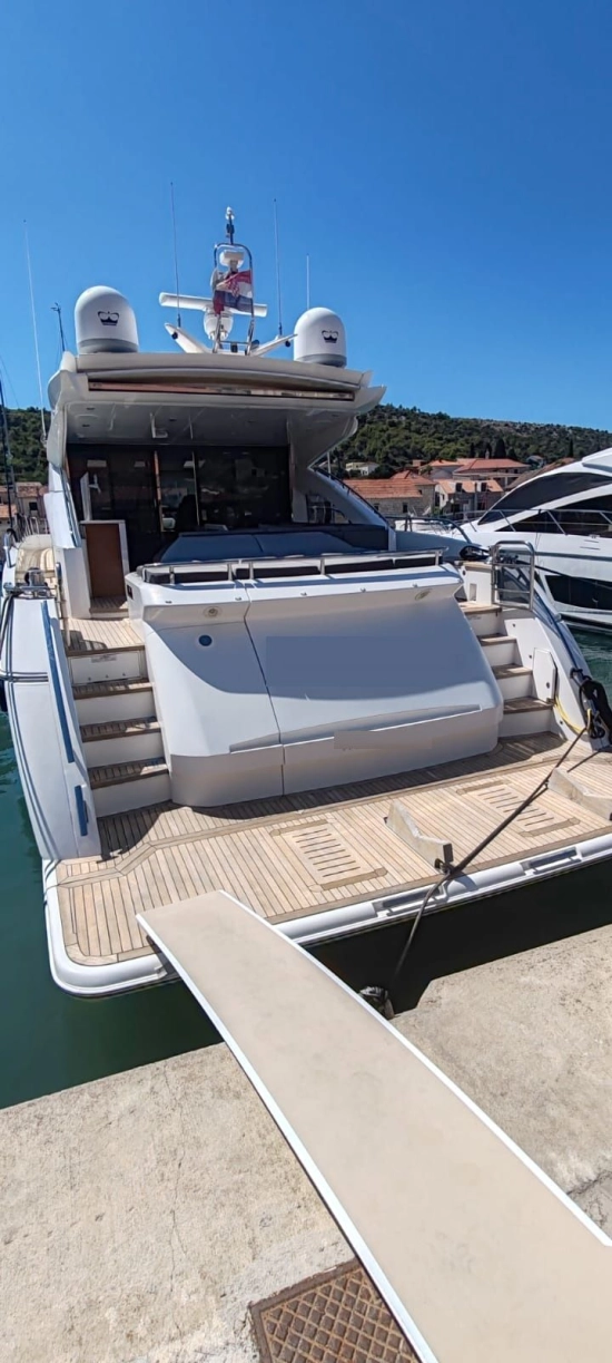 Princess V72 usado à venda