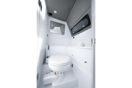 Axopar 37 XC Cross Cabin usata in vendita