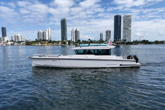 Axopar 37 XC Cross Cabin usata in vendita