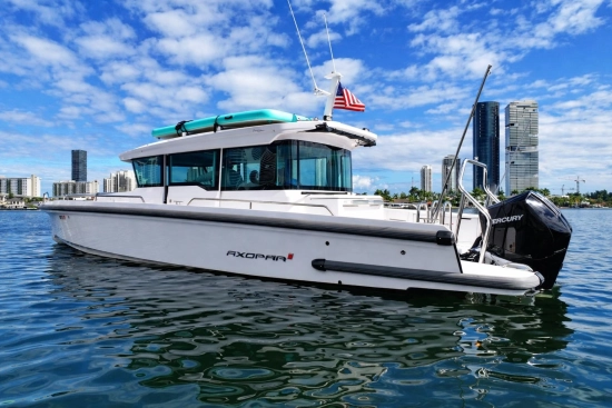 Axopar 37 XC Cross Cabin usata in vendita