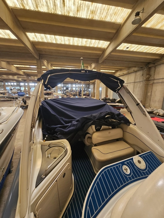 Crownline 270 CR usado à venda