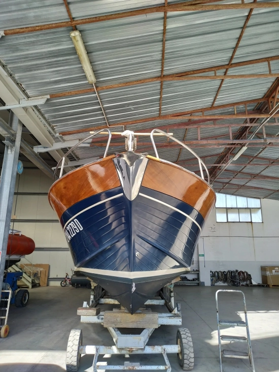 Apreamare Smeraldo 9 Cabinato usado à venda