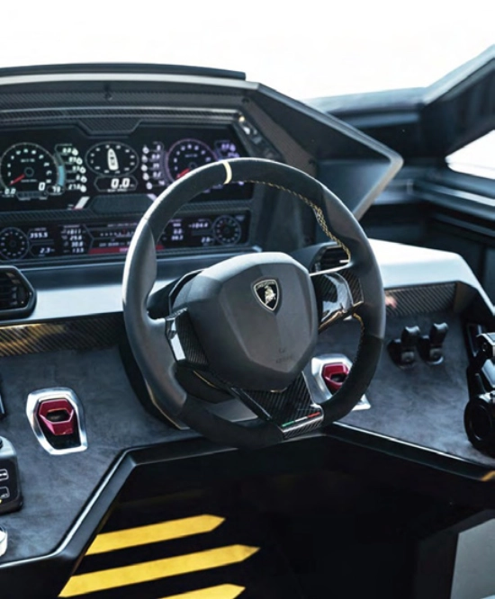 Tecnomar Lamborghini 63 usata in vendita