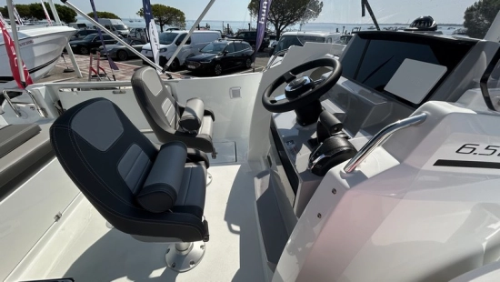 Jeanneau Cap Camarat 6.5 CC 3 nuevo en venta
