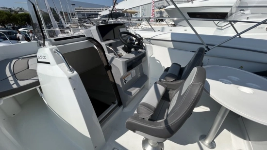 Jeanneau Cap Camarat 6.5 CC 3 nuevo en venta