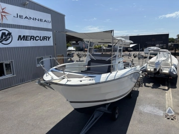 Jeanneau Cap Camarat 9.0 CC de segunda mano en venta
