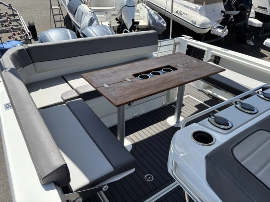 Jeanneau Cap Camarat 9.0 CC de segunda mano en venta
