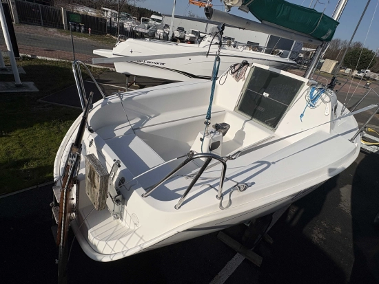 B2 Marine BLUE DJINN usata in vendita